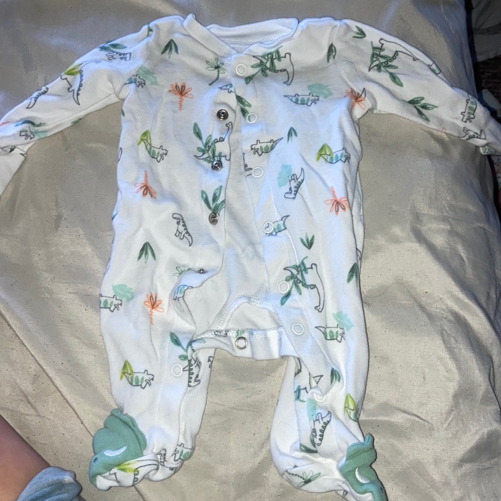 newborn footies